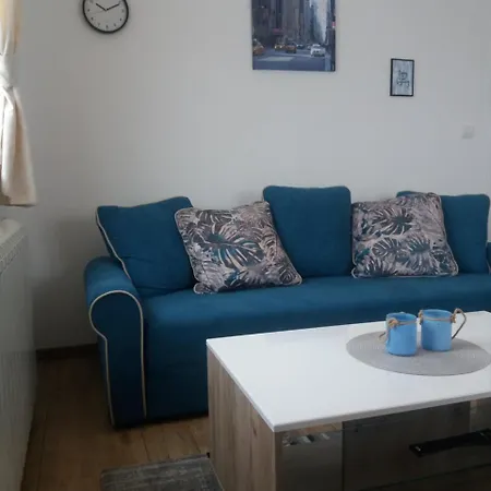 Apartman Jana Do Kraljevih Cardaka *
